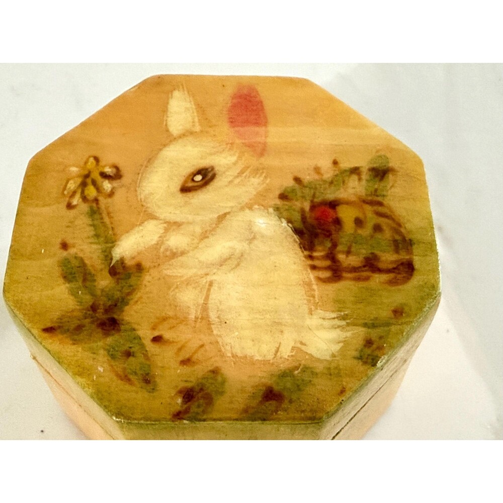 Vintage Bunny Hand Carved Bamboo Wooden Trinket Jewelry Box Octagon Shape Rabbit